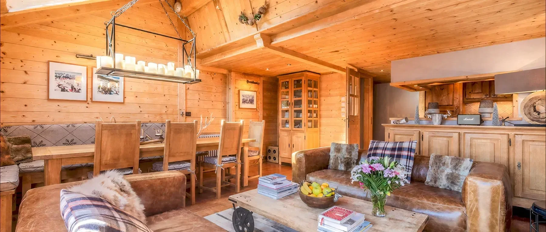 imgi_3_001-apartment-battante-french-alps-olivers-travels-desktop-center.webp