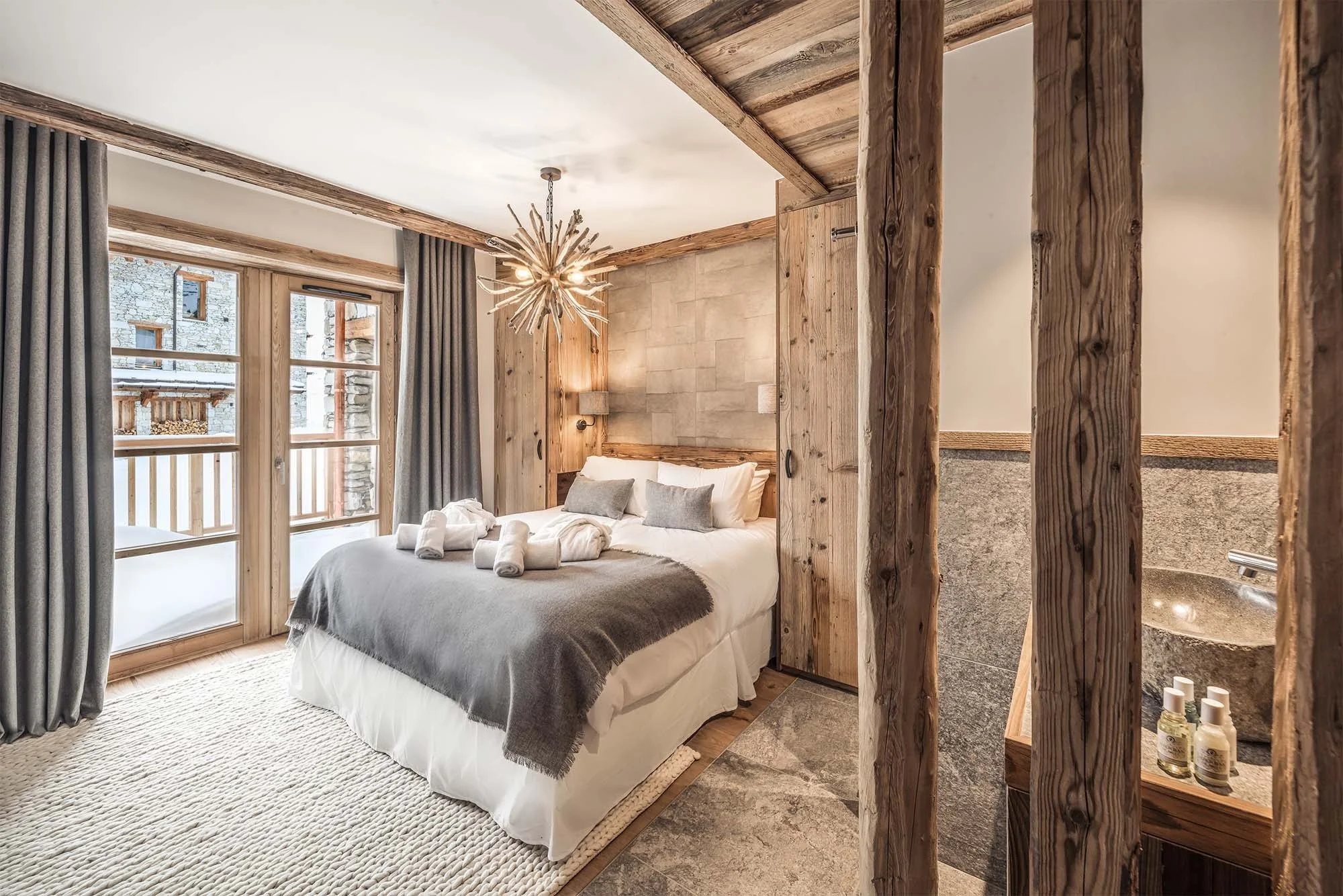 imgi_13_Les_Sources_de_l_Isere_chambre_double_6.jpg