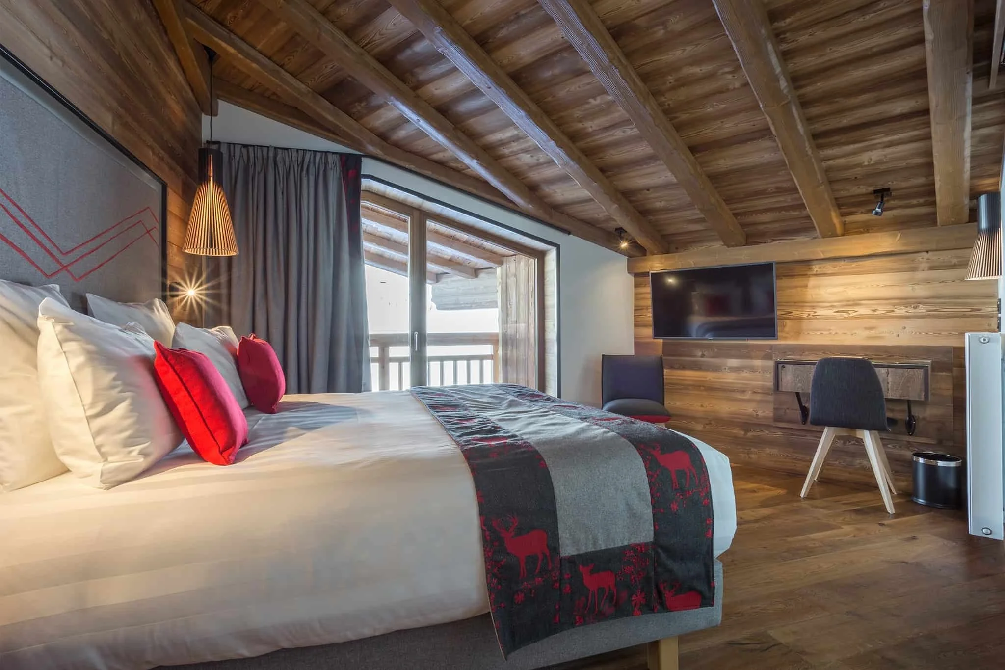 imgi_88_SUITE_APPARTEMENT_10_12_PERS_PRESTIGE_188M2-1.jpg