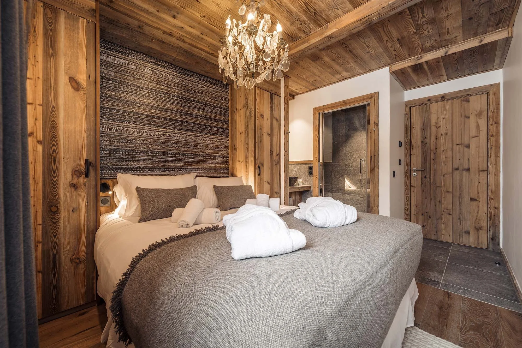 imgi_11_Les_Sources_de_l_Isere_chambre_double_3.jpg