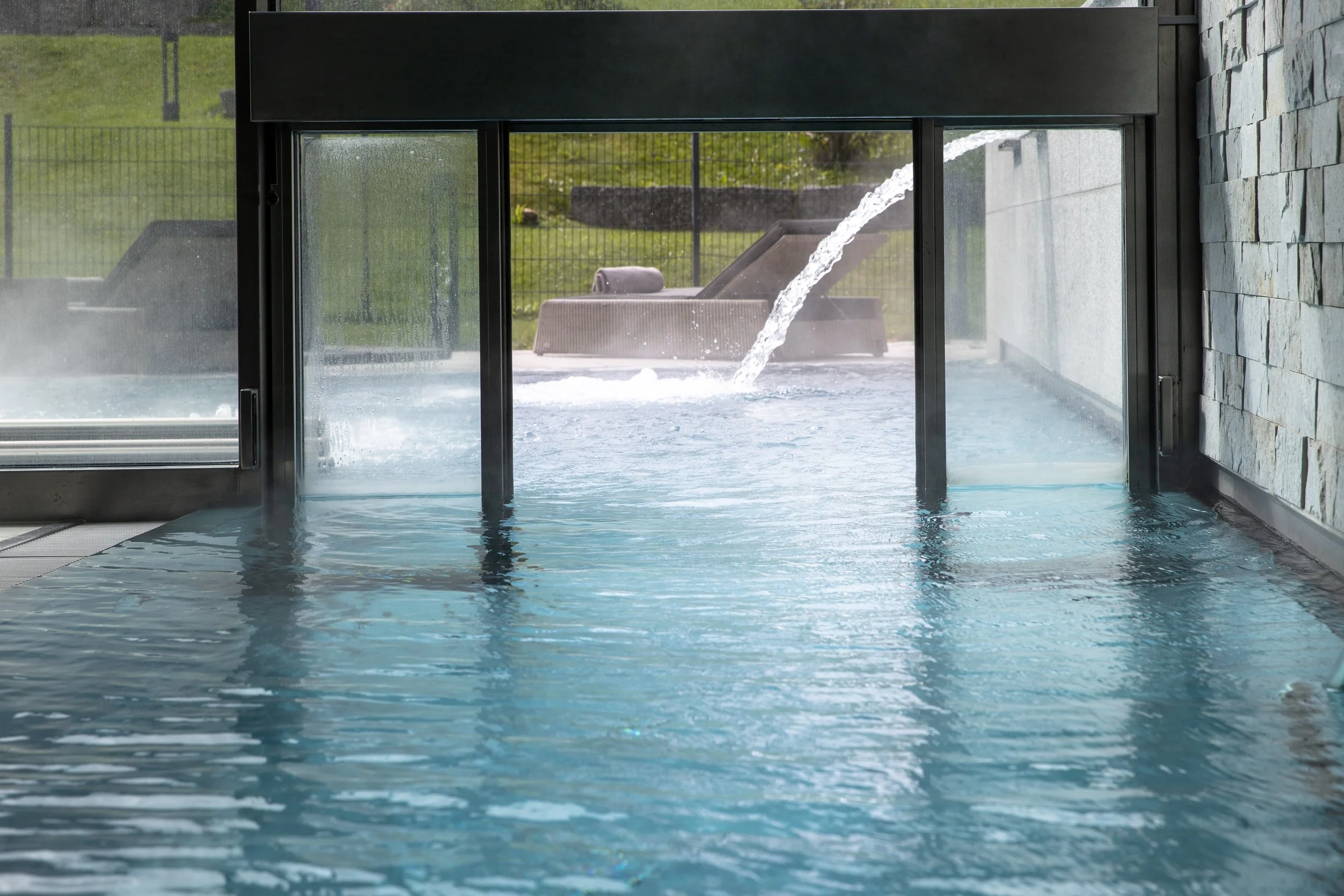 AlpenGold-Pool-1.jpg