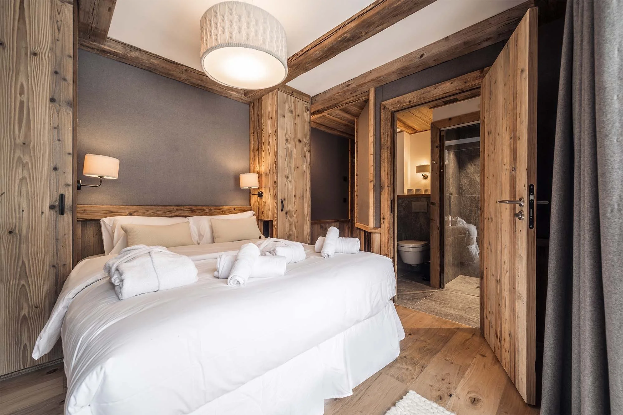 imgi_20_Les_Sources_de_l_Isere_chambre_double_2.jpg
