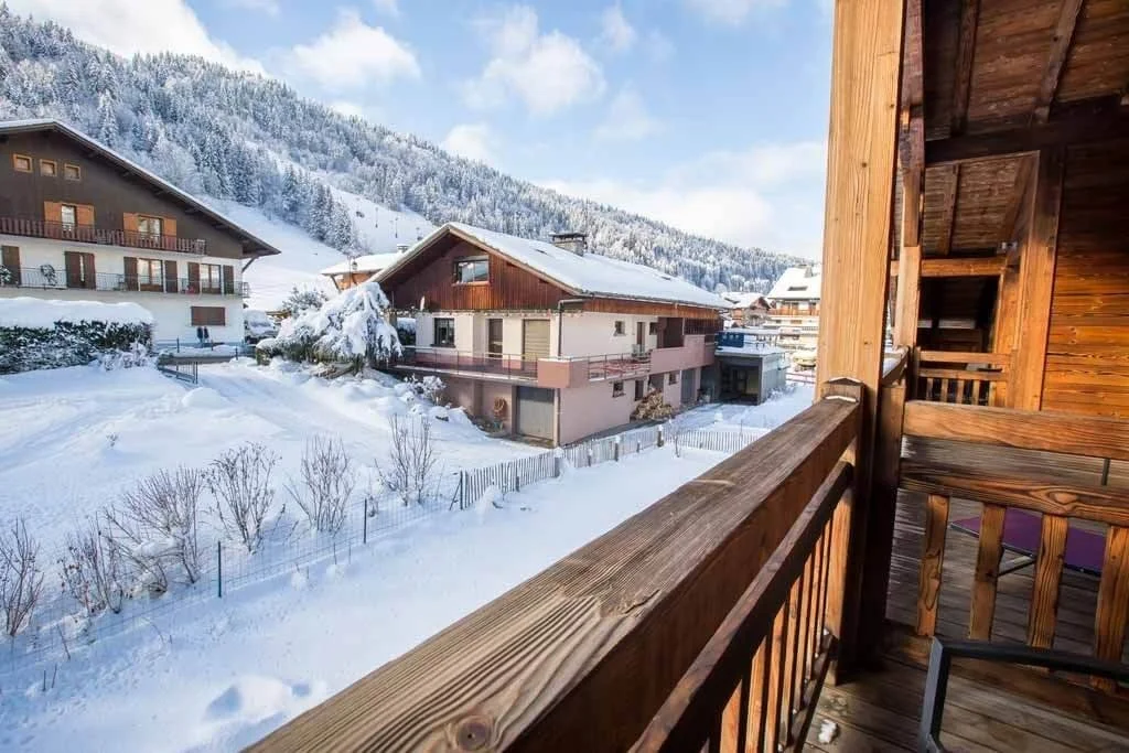 imgi_18_chalet-central-balcony-view-winter-1024x683.jpg