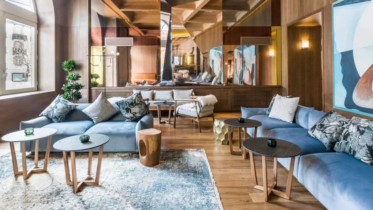 imgi_10_luxury-ski-hotel-cortina-hotel-savoia-library.jpg