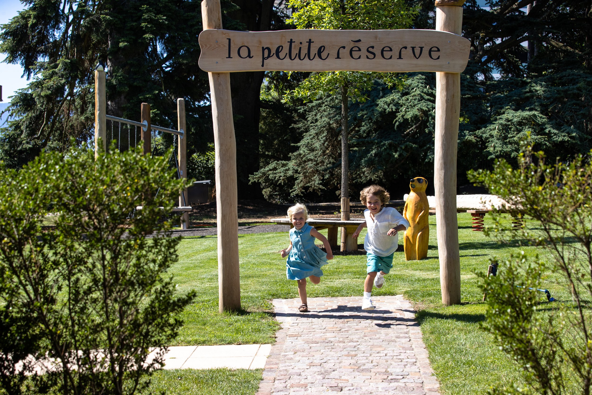 LRG_Family_Kids_La_Petite_Reserve_339.jpg