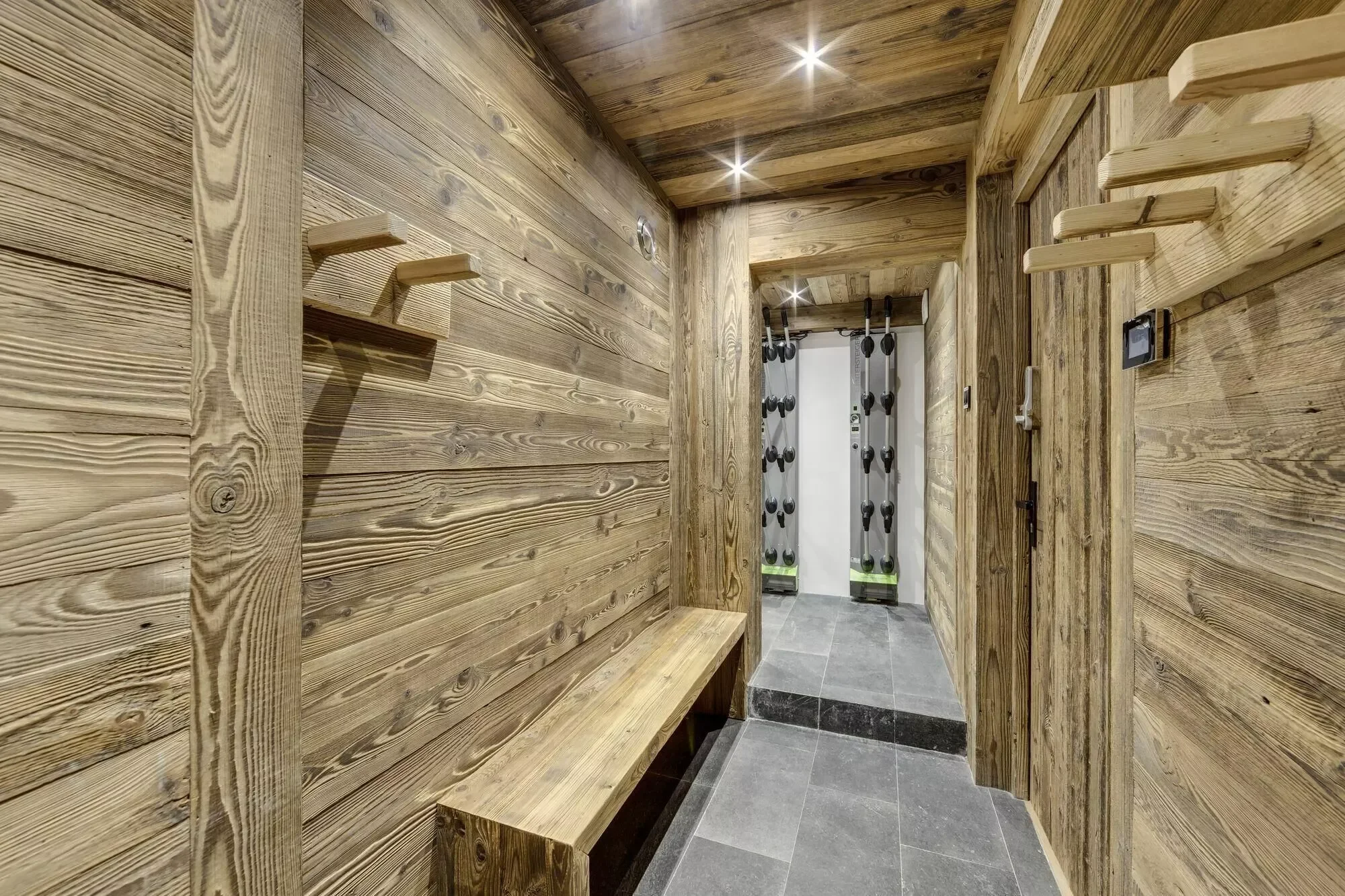 imgi_48_photos_bien_1295_chalet_angelus_val_disere_12.webp