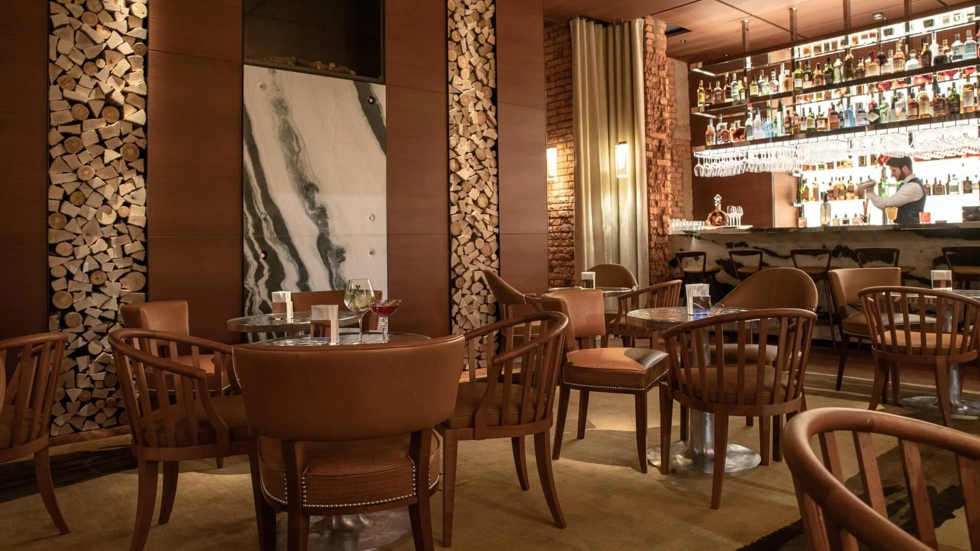 imgi_34_bar-reserve-zurich-1-opt-1-1920x1080.jpg