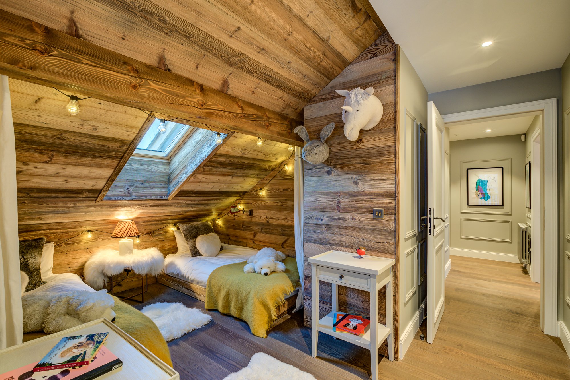 TG Ski Lightbowne Kids room (1).jpg