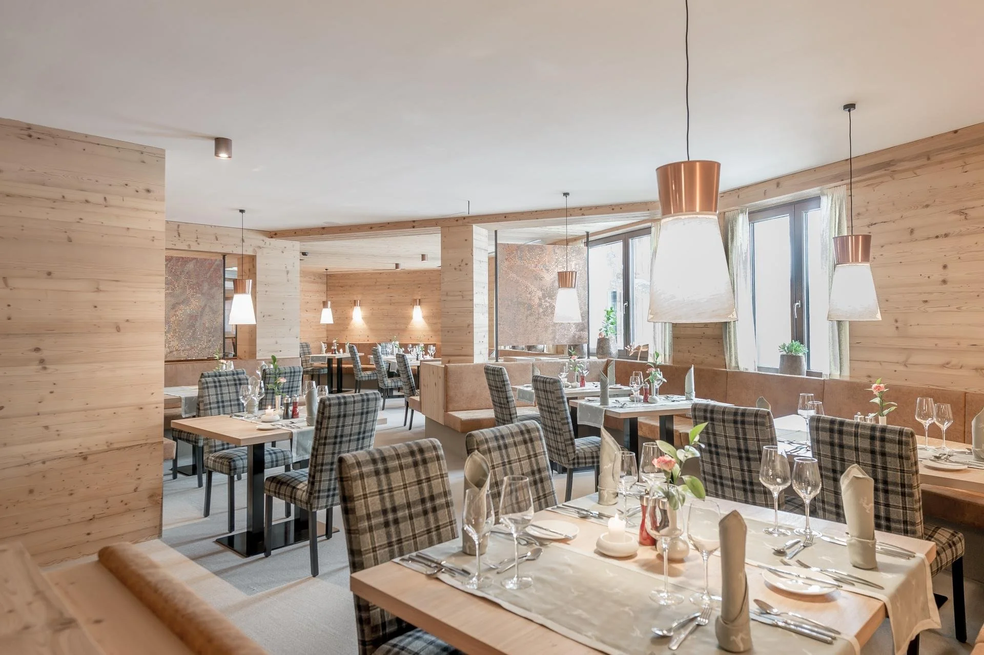 imgi_6_hotel_gurglhof_obergurgl_restaurant_01.jpg