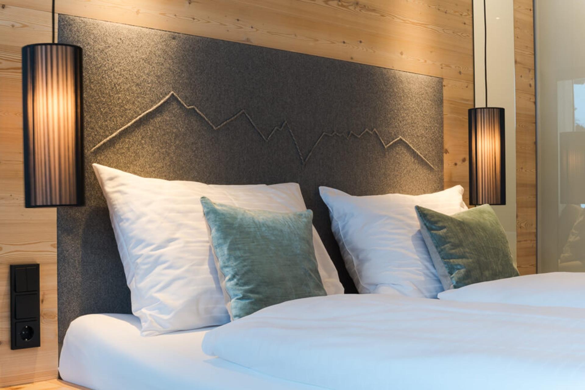 imgi_16_csm_Tyrol-Lodge-1000px-34_a69e4f74bd.jpg