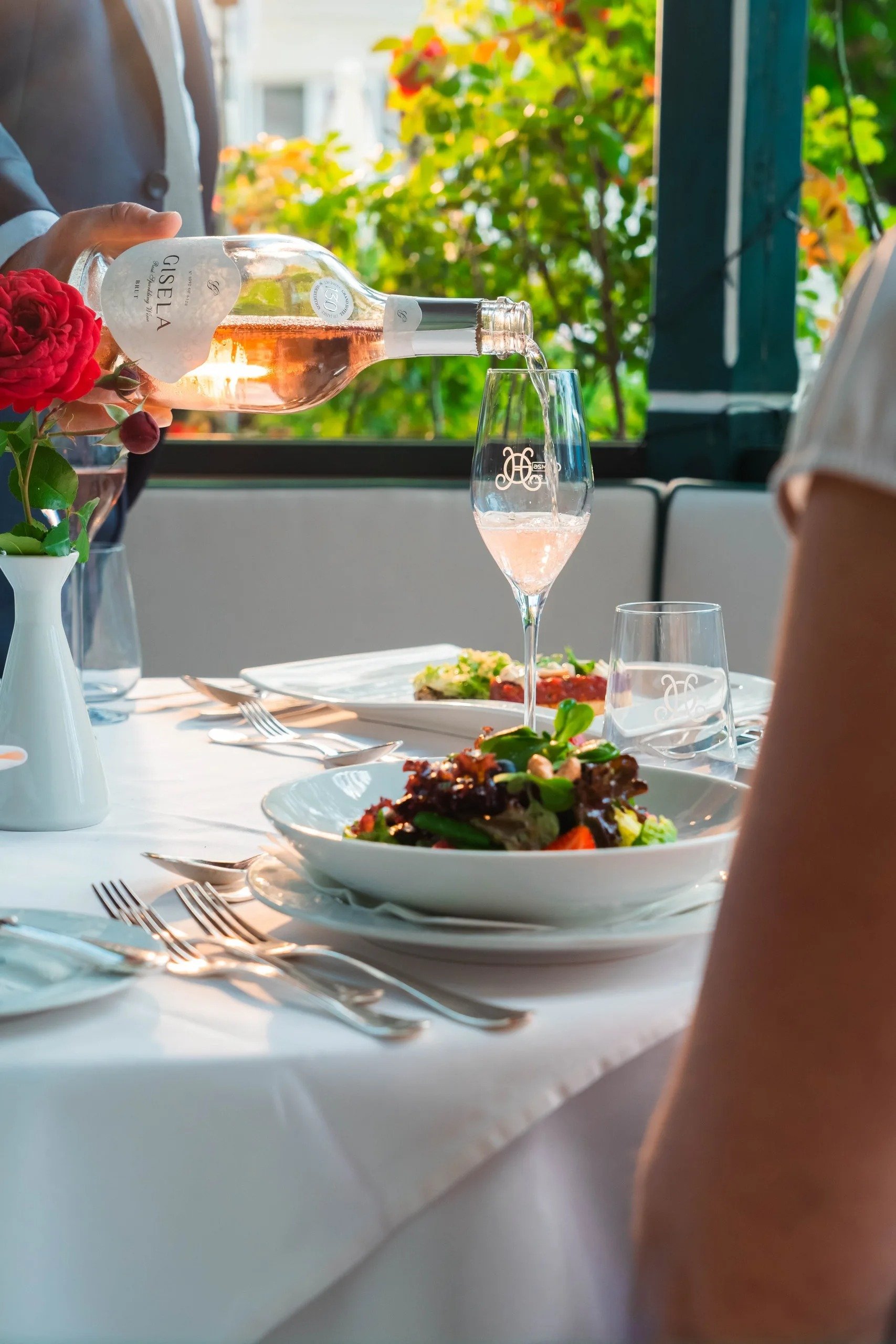 imgi_216_grand-hotel-wine-service-restaurant-table-0675.jpg