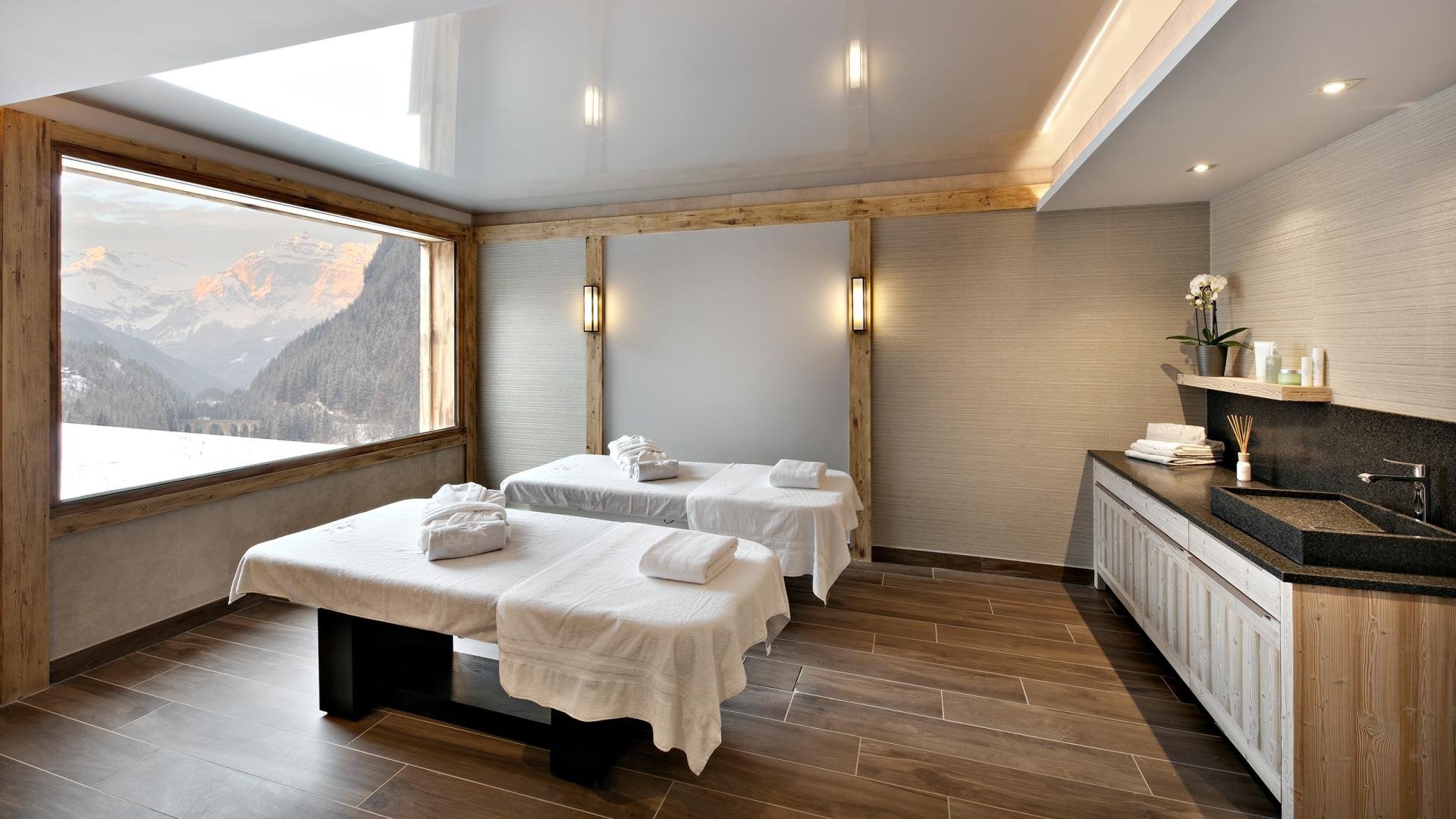 imgi_15_mgm-residence-les-houches-elena-spa-carrousel-1.jpg