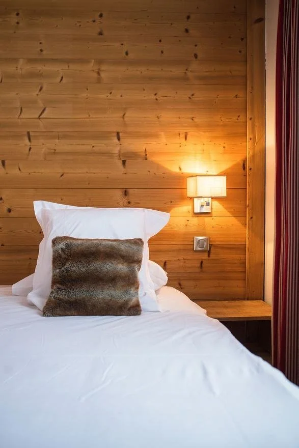 imgi_28_Hotel_Alpen_Roc_-_Triple_Room.jpg