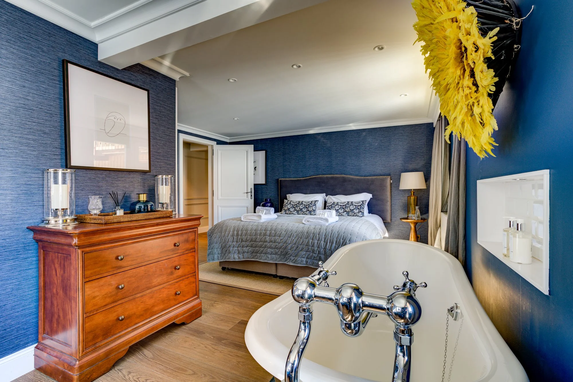 TG SKi Lightbowne Room 2 (3).jpg
