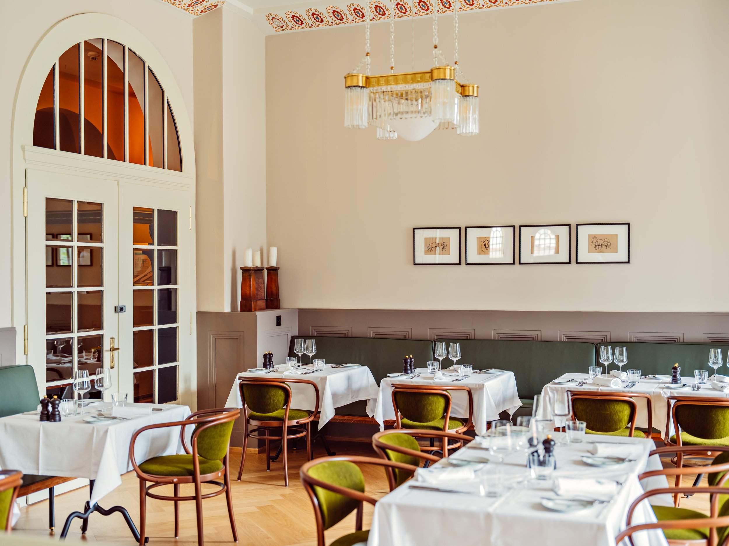 Beaumier_GrandHotelBelvedere_20250707_Restaurant_Brasserie_Belvedere_BenoitLinero-DSCF3108.jpg