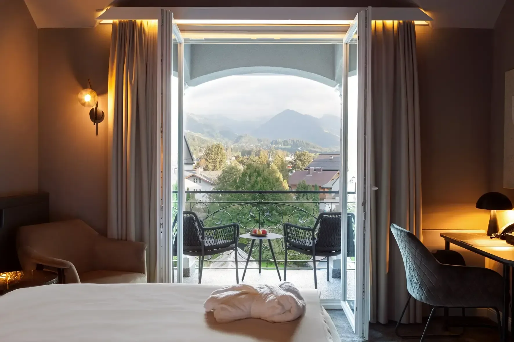 imgi_30_zimmer-bergblick-balkon-1020.webp