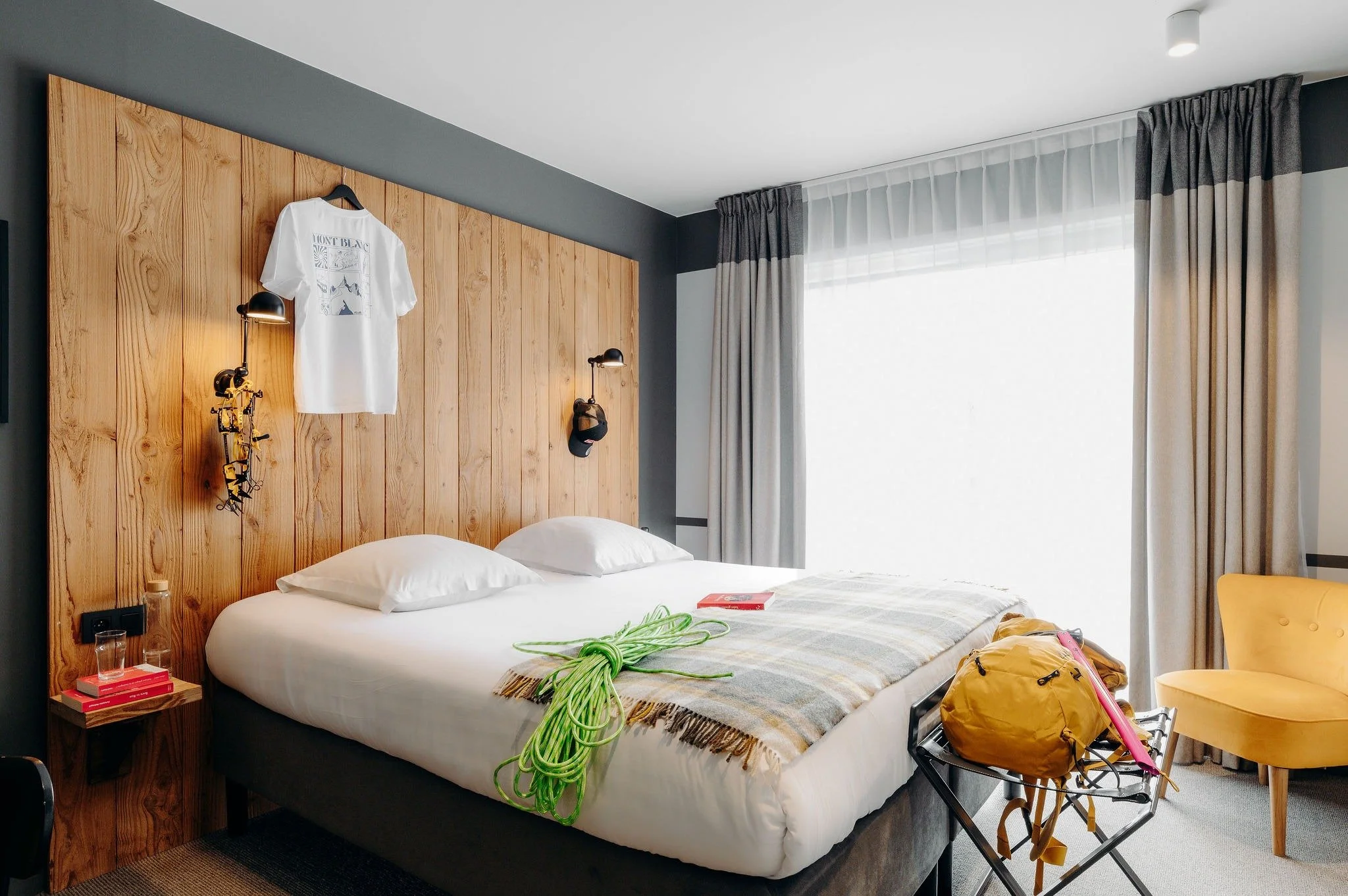 imgi_4_69f1cf346aadf5b53a259c7b_PlanB Chamonix - Chambre double (2).jpg