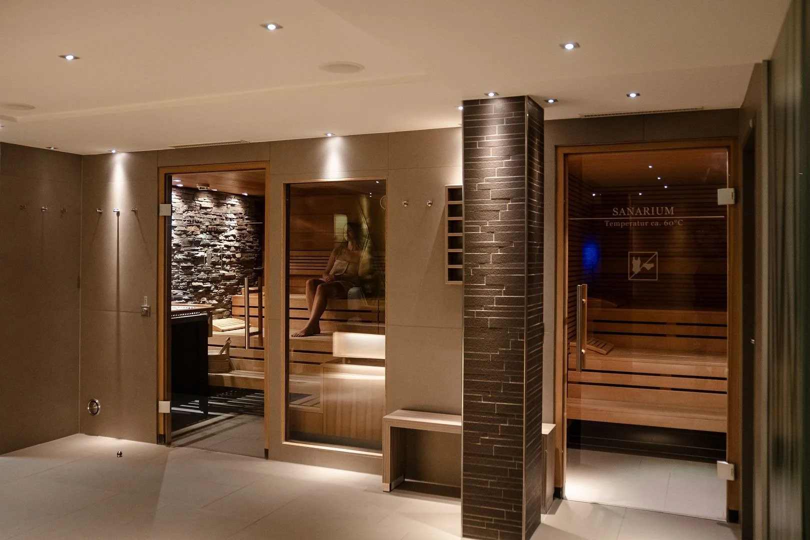 imgi_270_sauna-quer.jpg