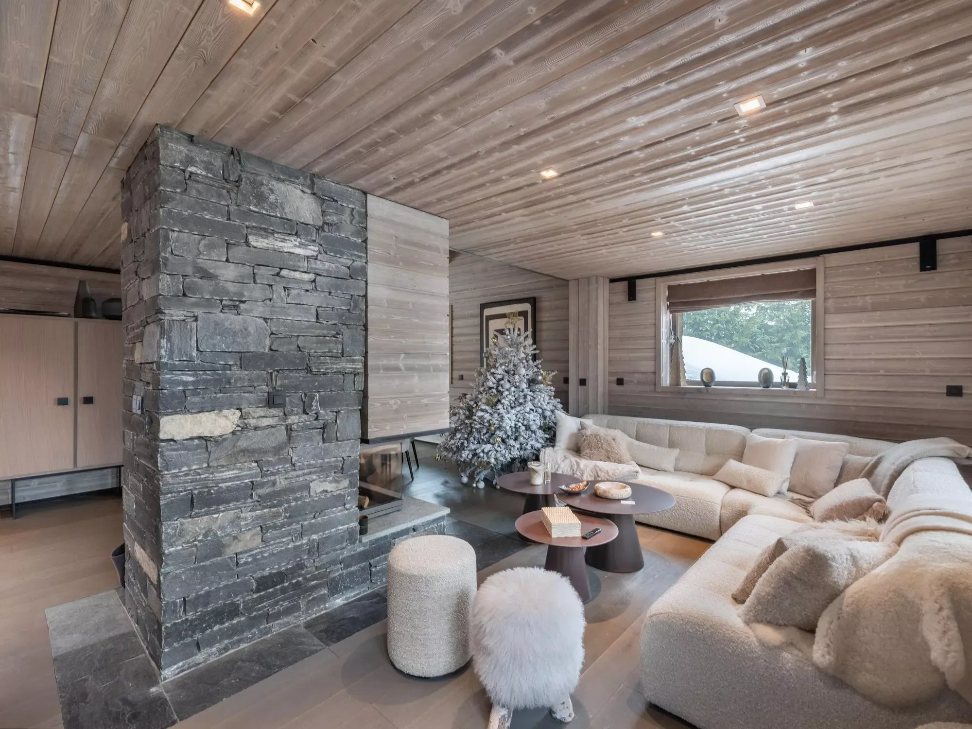 imgi_19_photos_bien_1737_50-chalet_mozard_loc_mgv-cimalpes-hd-7.webp