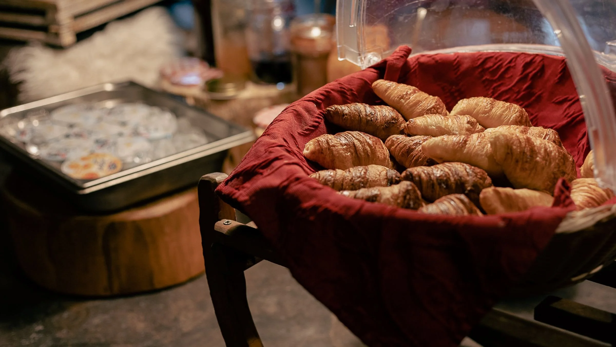 imgi_336_etable_restaurant-58-2400x1353-crop-q80.jpg