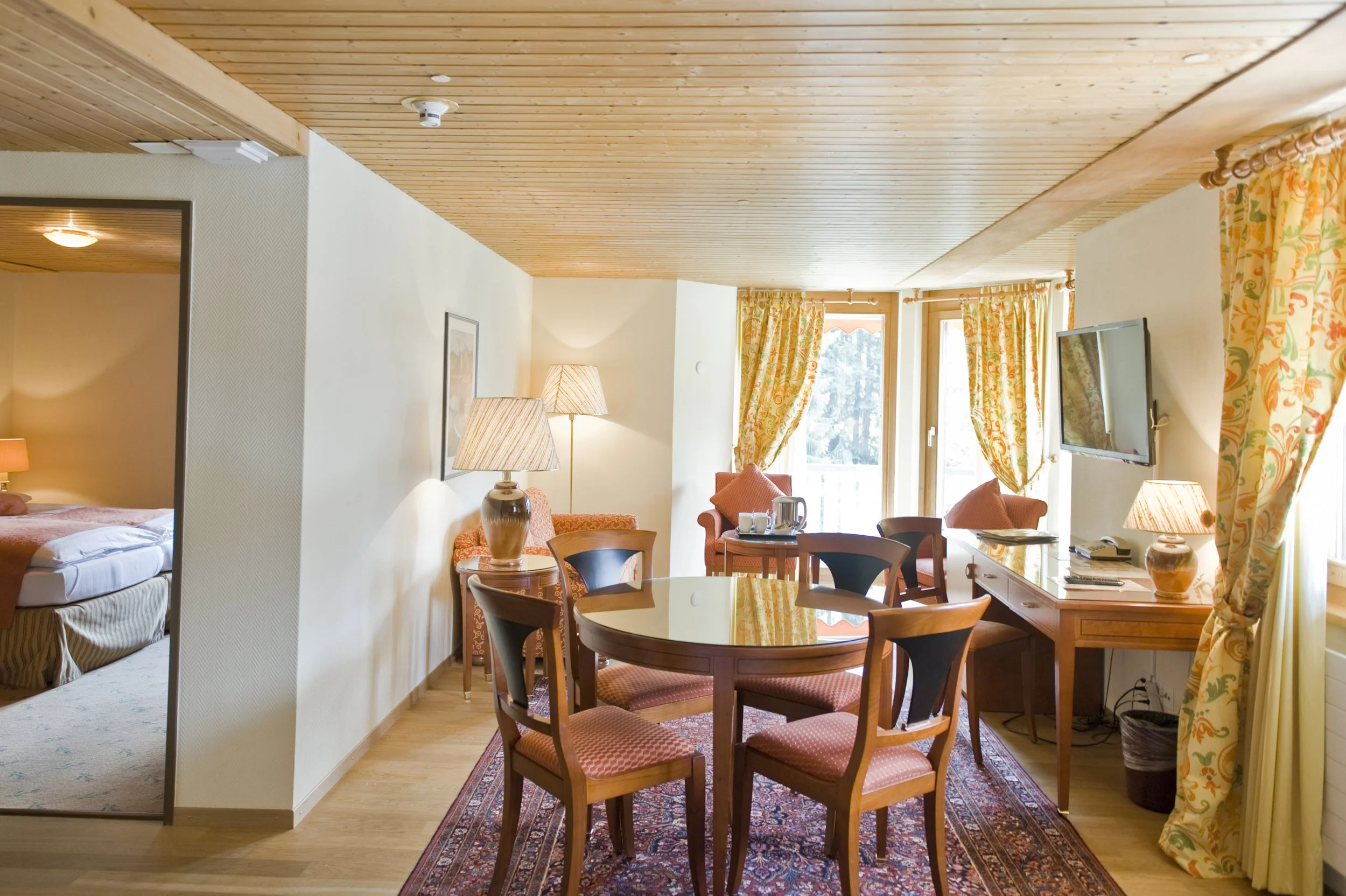 6a - Family apartment with two rooms.JPG