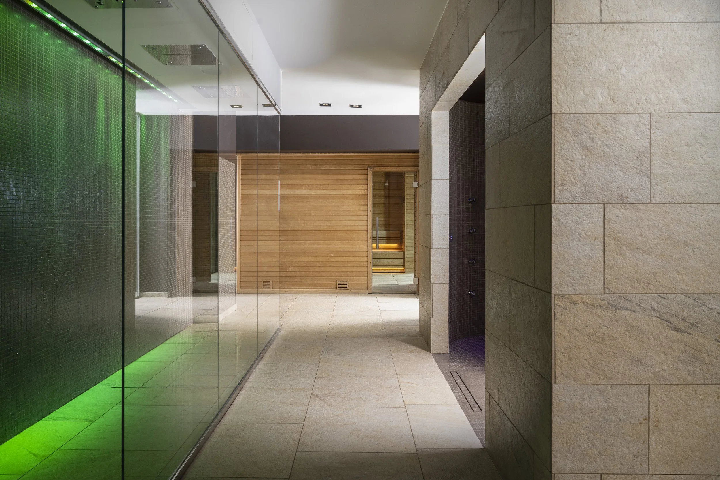 Spa (2).jpg