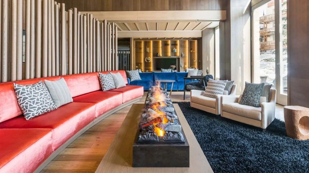 imgi_13_luxury-ski-hotel-cortina-hotel-savoia-lobby.jpg