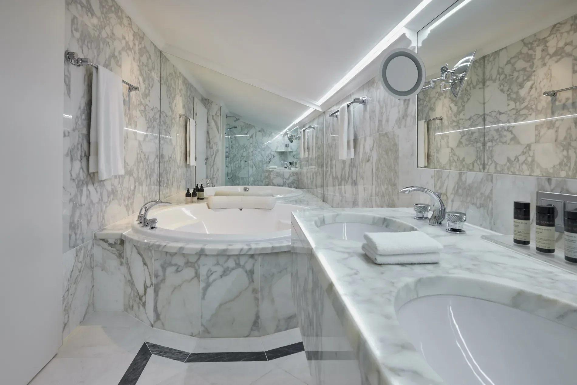 imgi_317_Tophotel_701-HR00003.webp