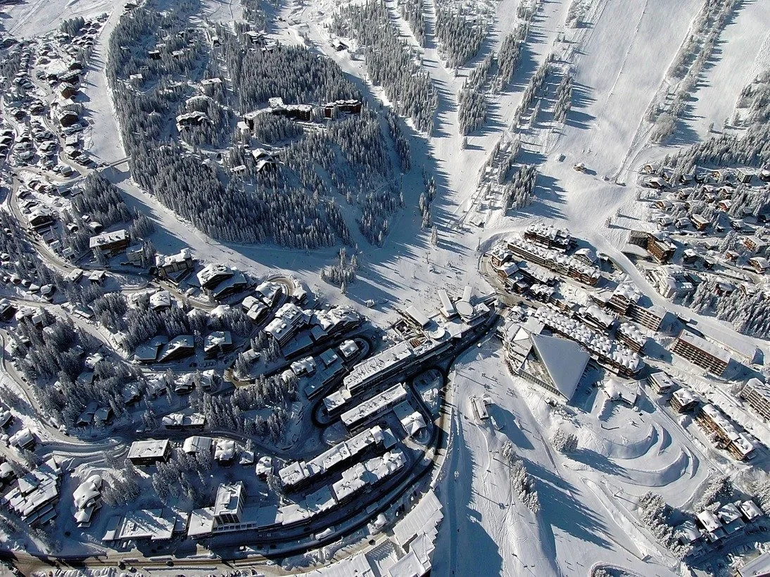 imgi_20_Courchevel_center_la_Croisette.jpg