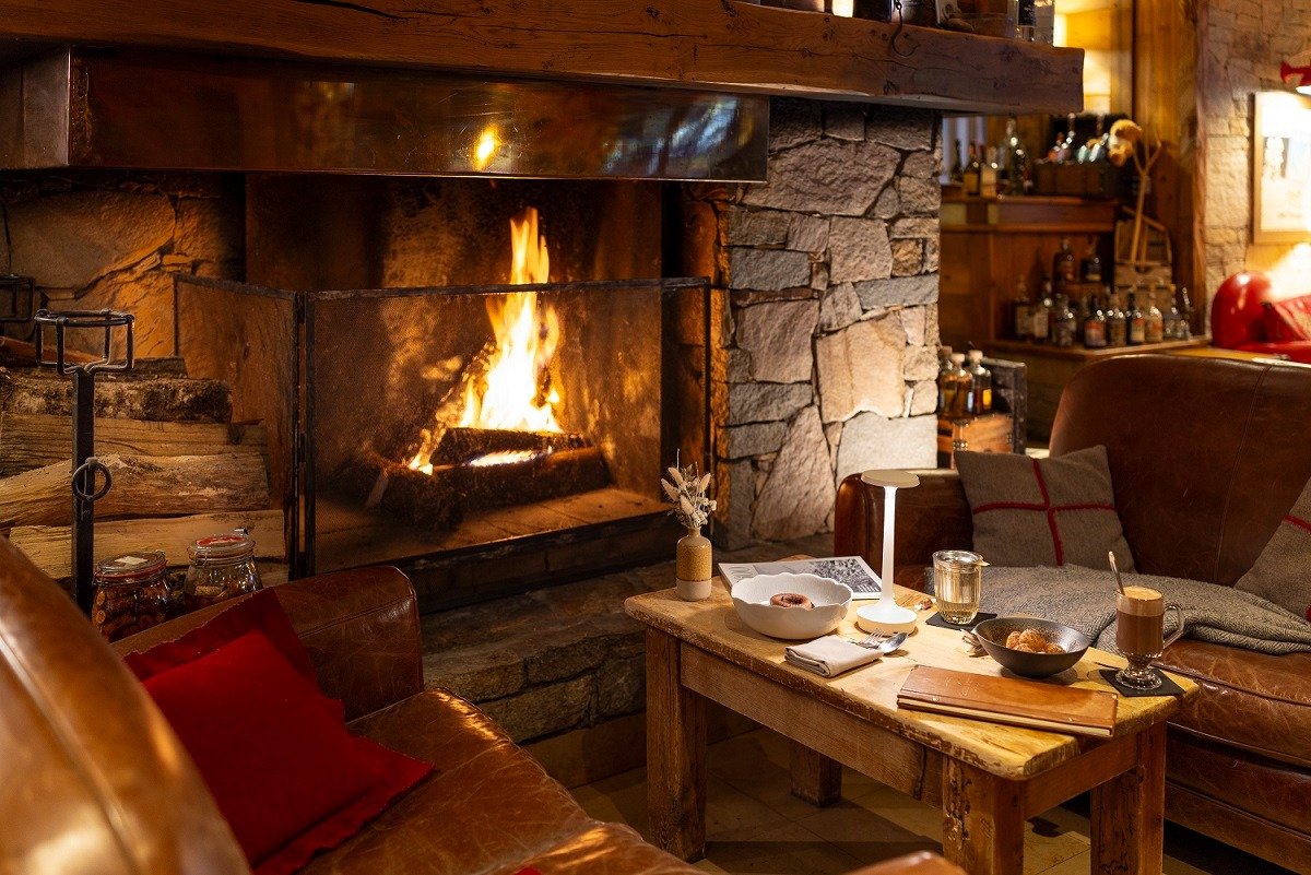 imgi_125_Chalet_Mounier_13.02.25_0288_XF.jpg