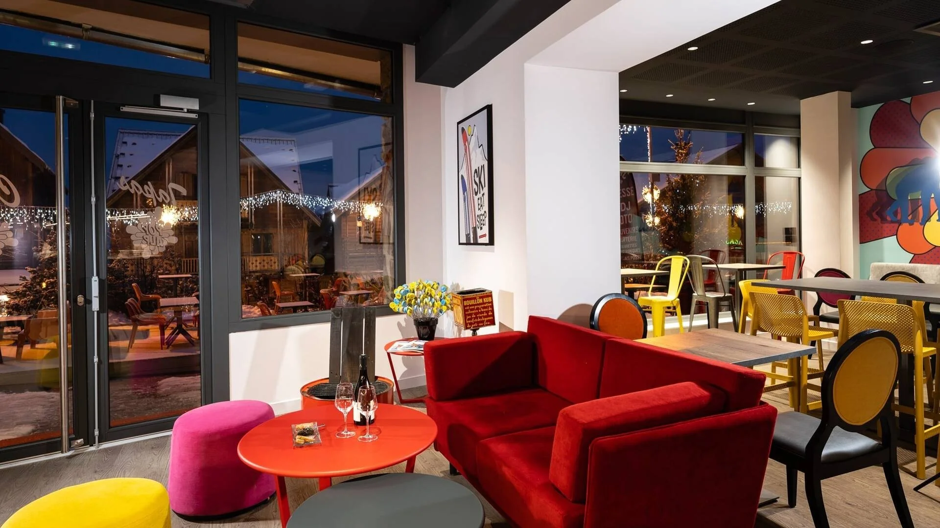 imageye___-_imgi_14_597_coin-salon-popalp-cafe-restaurant-hotel-popalp-alpe-d-huez.jpg