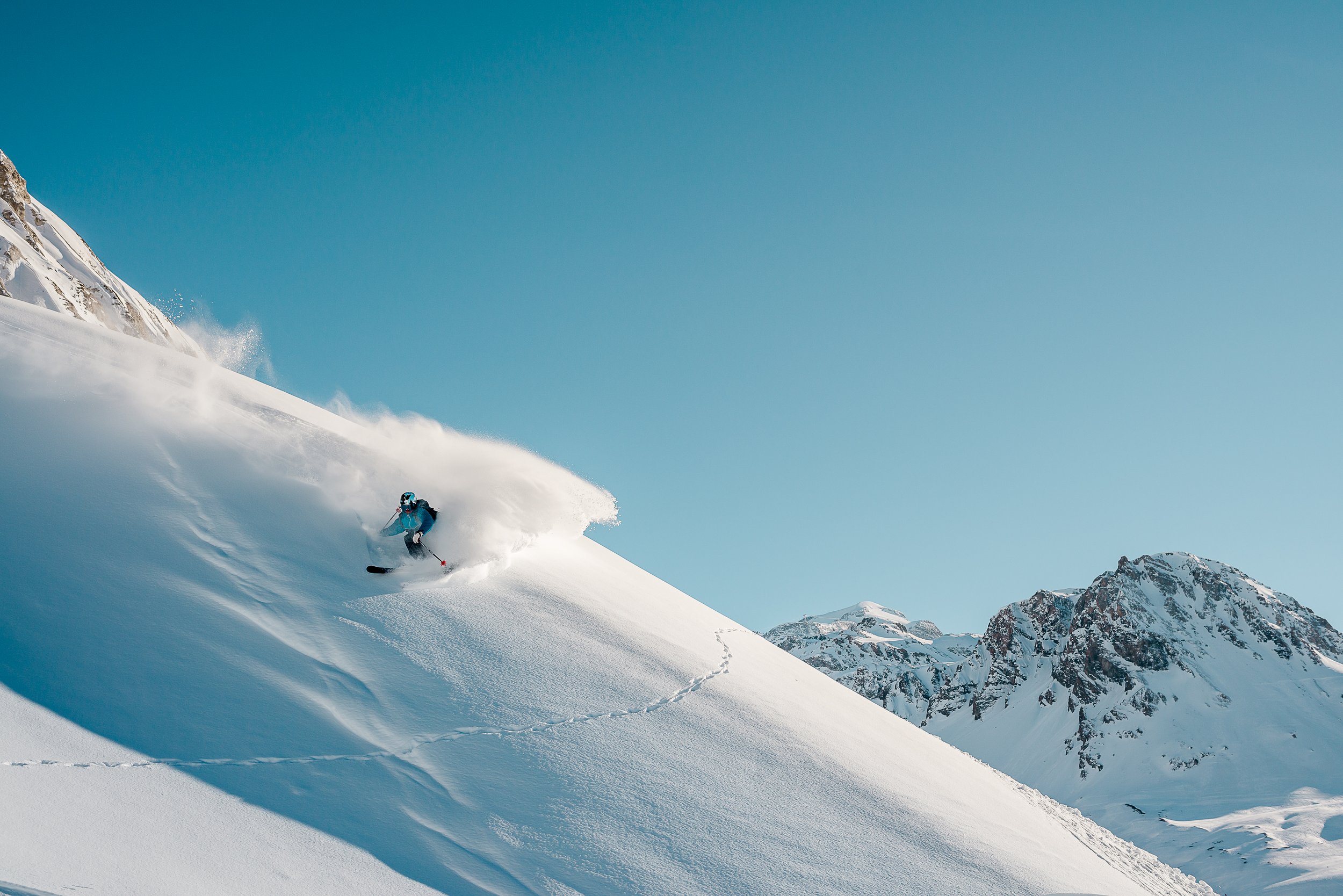 Freeride skier enjoying the powder plethora Tignes has to offer.