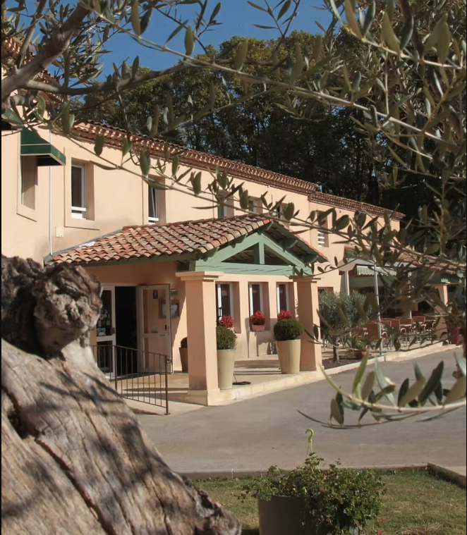 hotel de charme Mas de Jossyl à la Roque d'antthéron