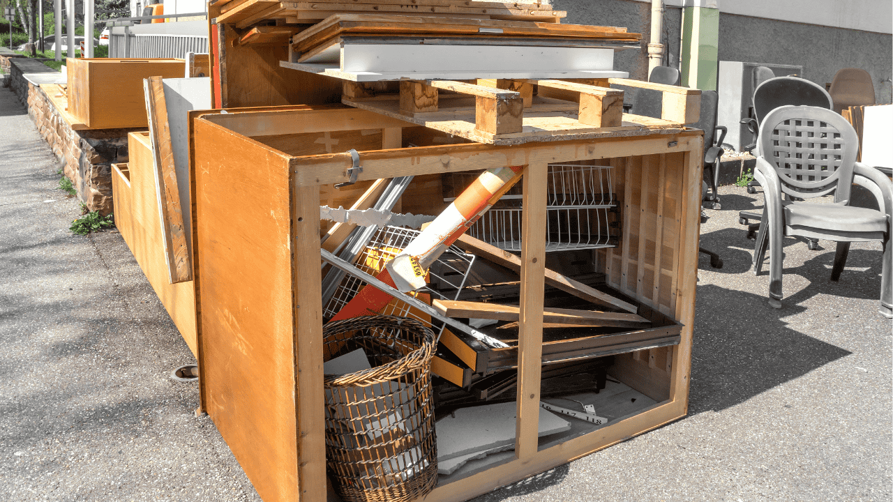 Quick Guide to Removing Old Furniture Without the Hassle