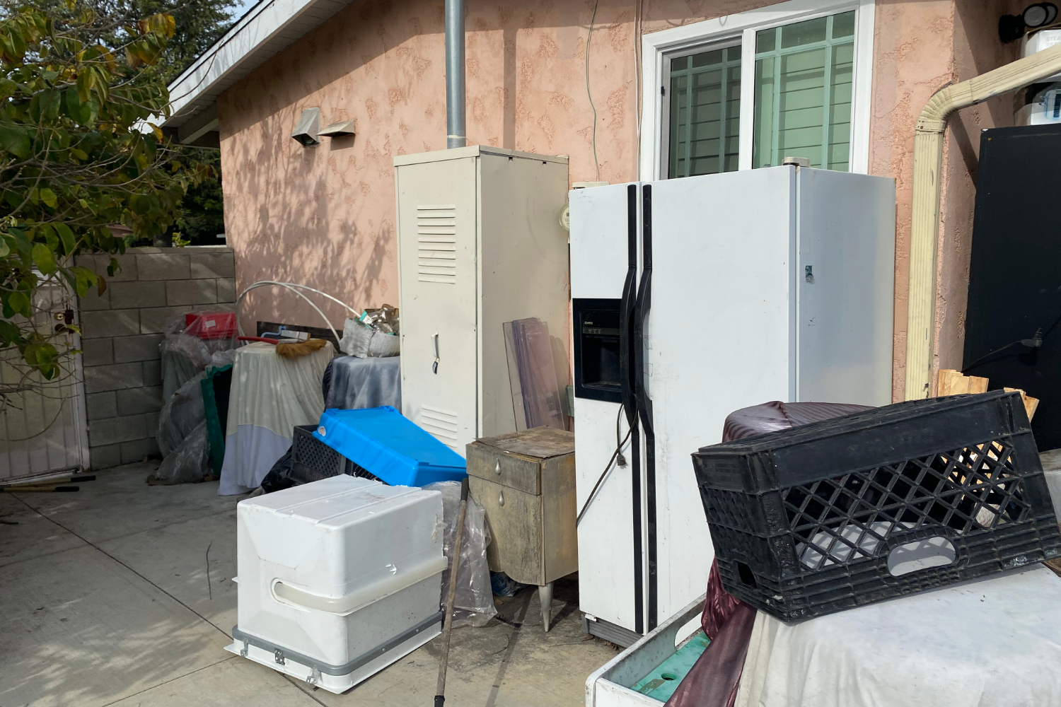 Appliance Removal 101: What Hicks &amp; Sons Takes (and What They Don’t)