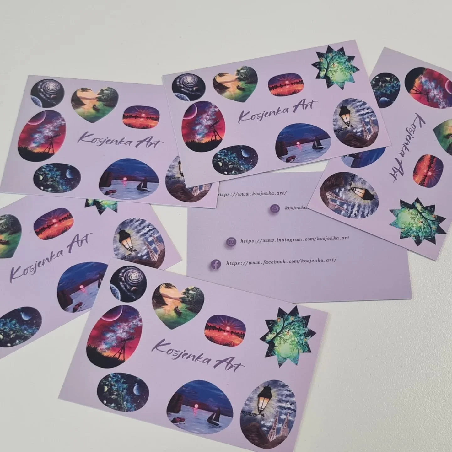 Sometimes you have to invest in yourself and your dreams 🥰 
A Christmas gift from me to me 😃

#businesscards #artbusinesscards #onestepfurther #mydesign #kosjenkaart