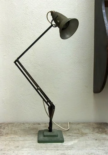 Old Anglepoise.jpg