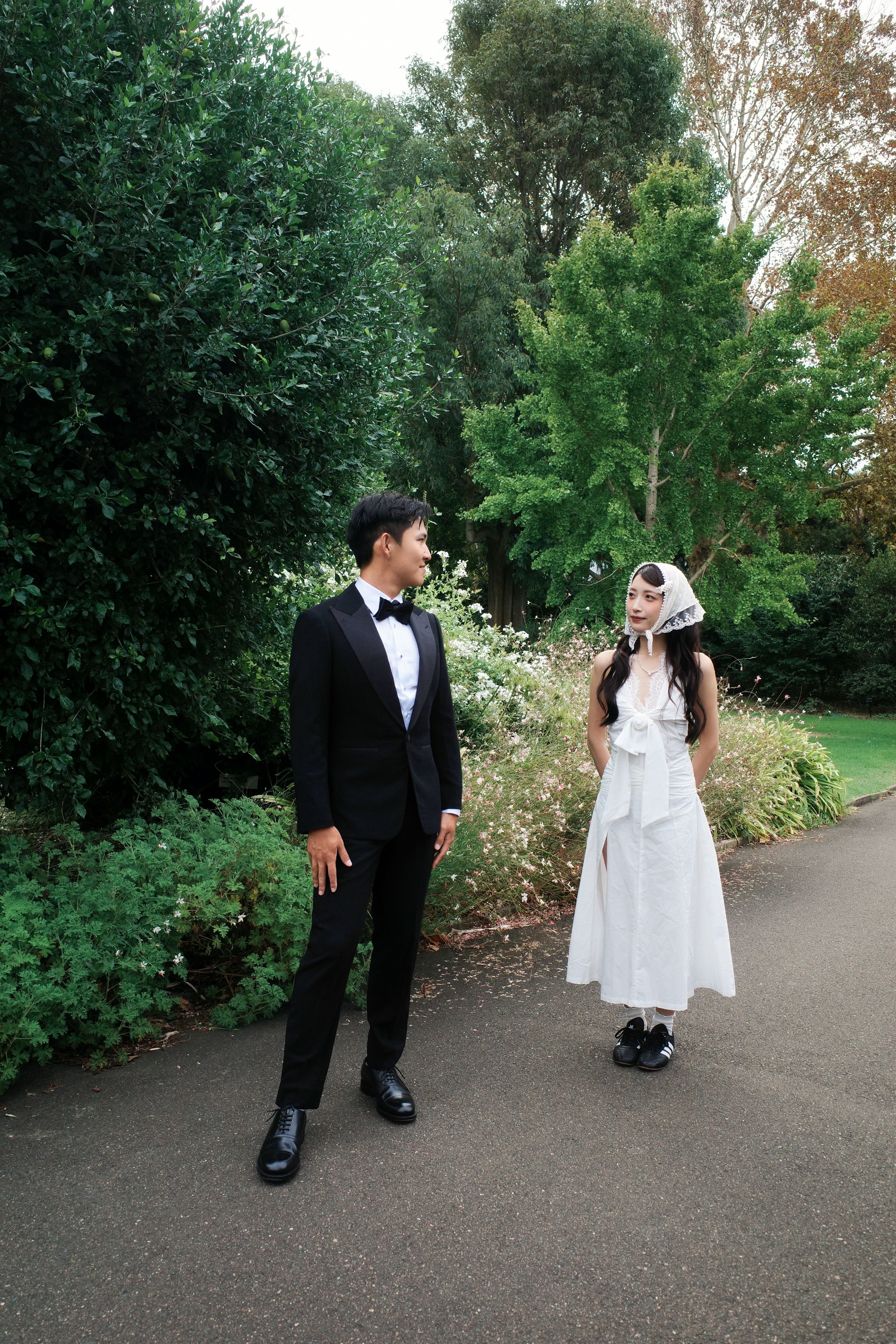 TwoInOne_SydneyPreweddingPhotographer_悉尼婚纱摄影_悉尼婚纱照_FeifeiCityWalk_11.jpg