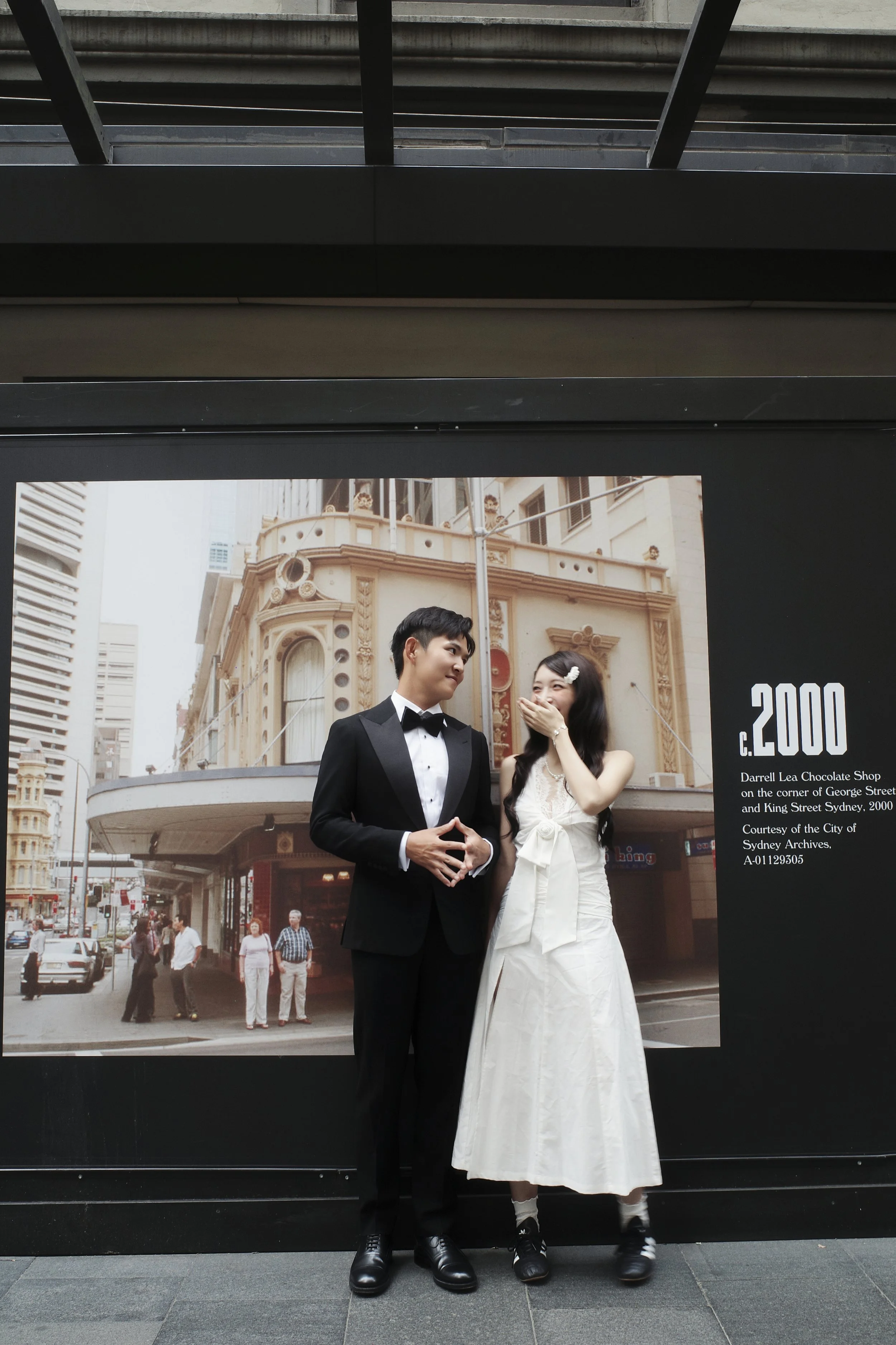 TwoInOne_SydneyPreweddingPhotographer_悉尼婚纱摄影_悉尼婚纱照_FeifeiCityWalk_8.jpg