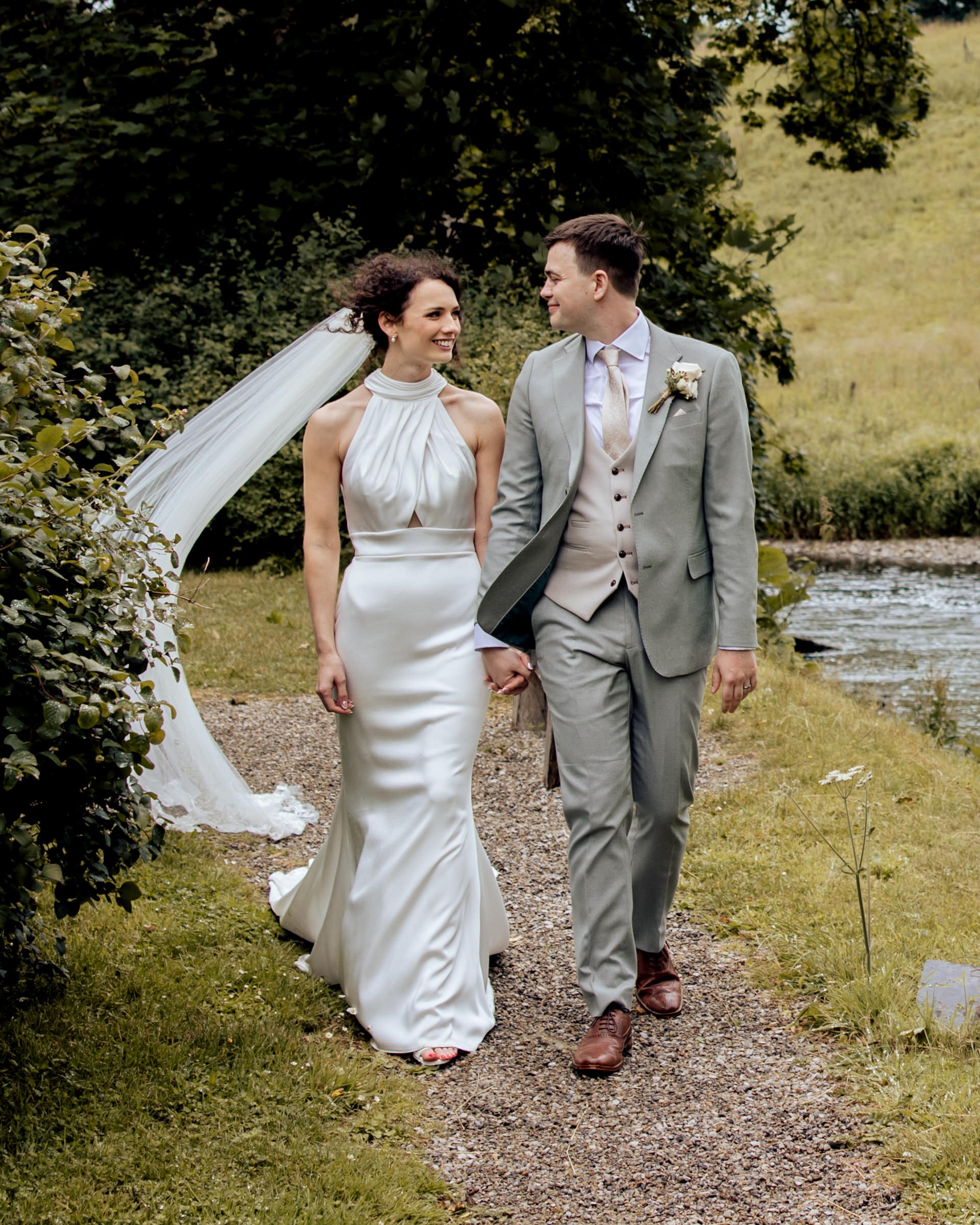 Gisburne-park-estate-wedding-photograph-1812.jpg