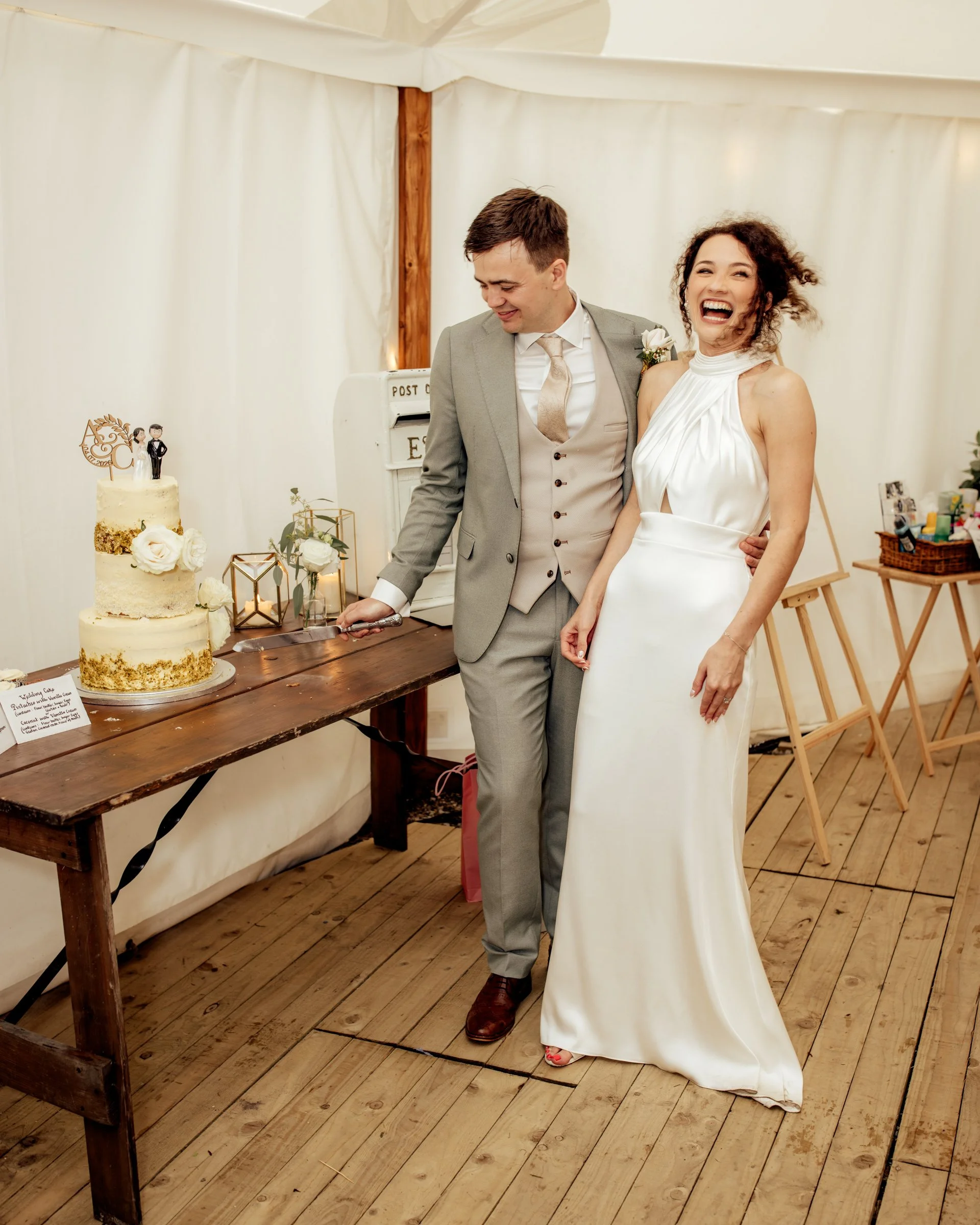 Gisburne-park-estate-wedding-photograph-2108.jpg