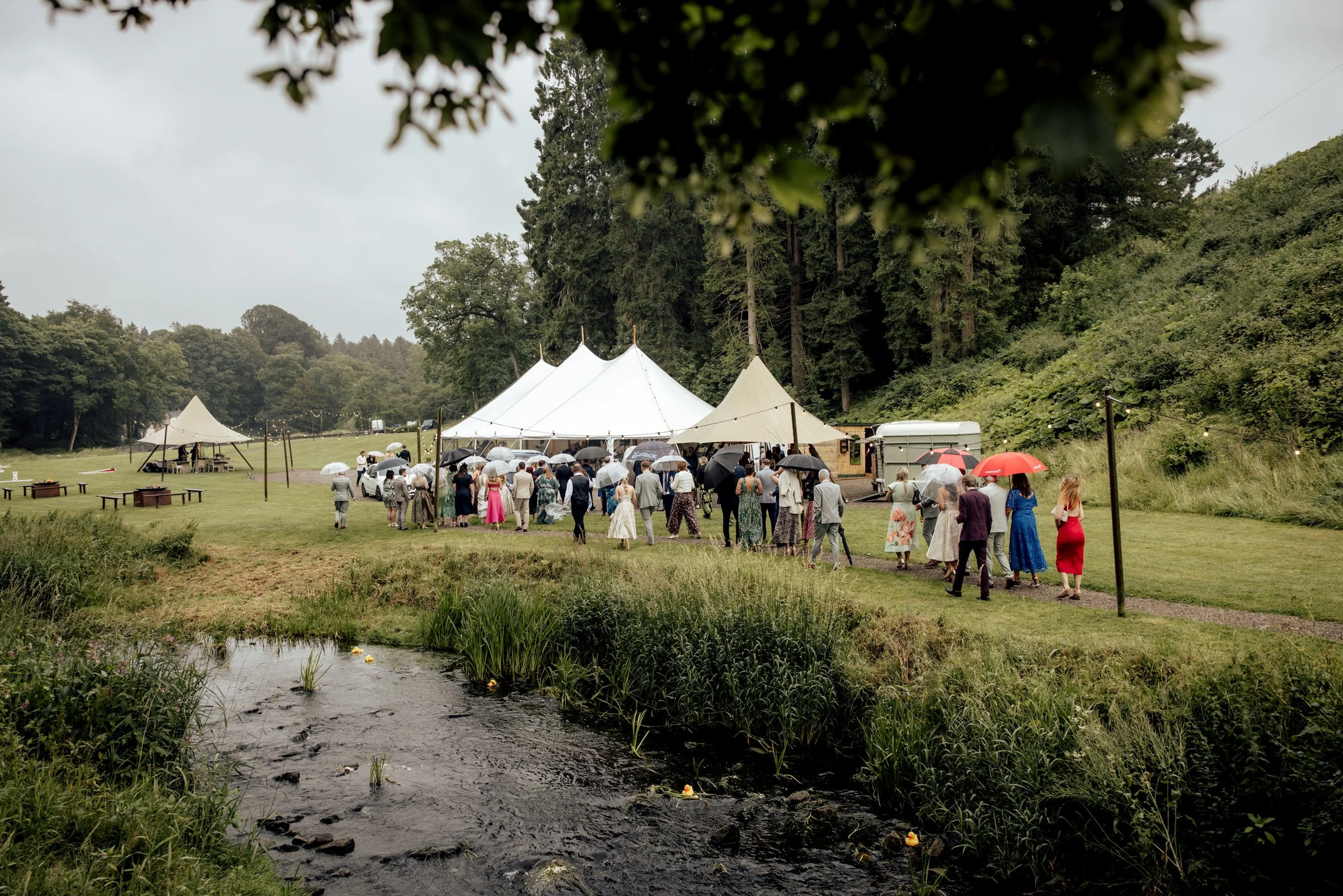 Gisburne-park-estate-wedding-photograph-2049.jpg