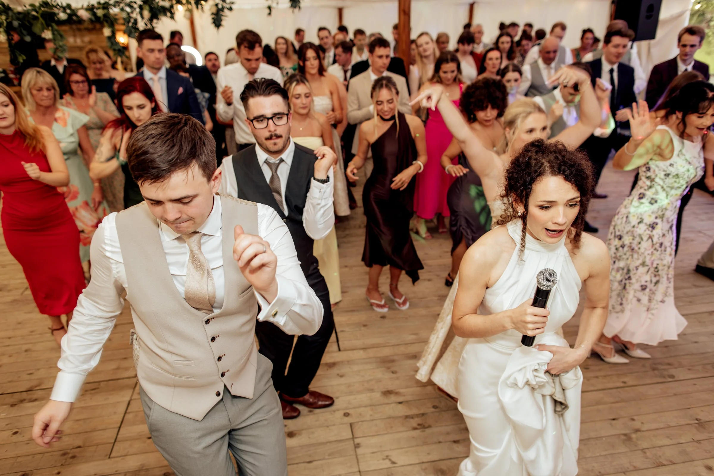 Gisburne-park-estate-wedding-photograph-2438.jpg