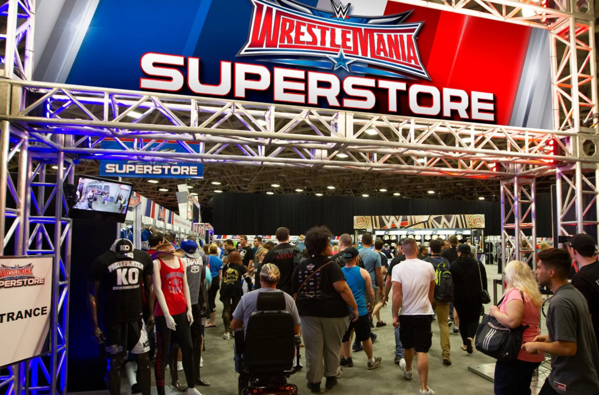WM32_SuperStore_entrance.jpg