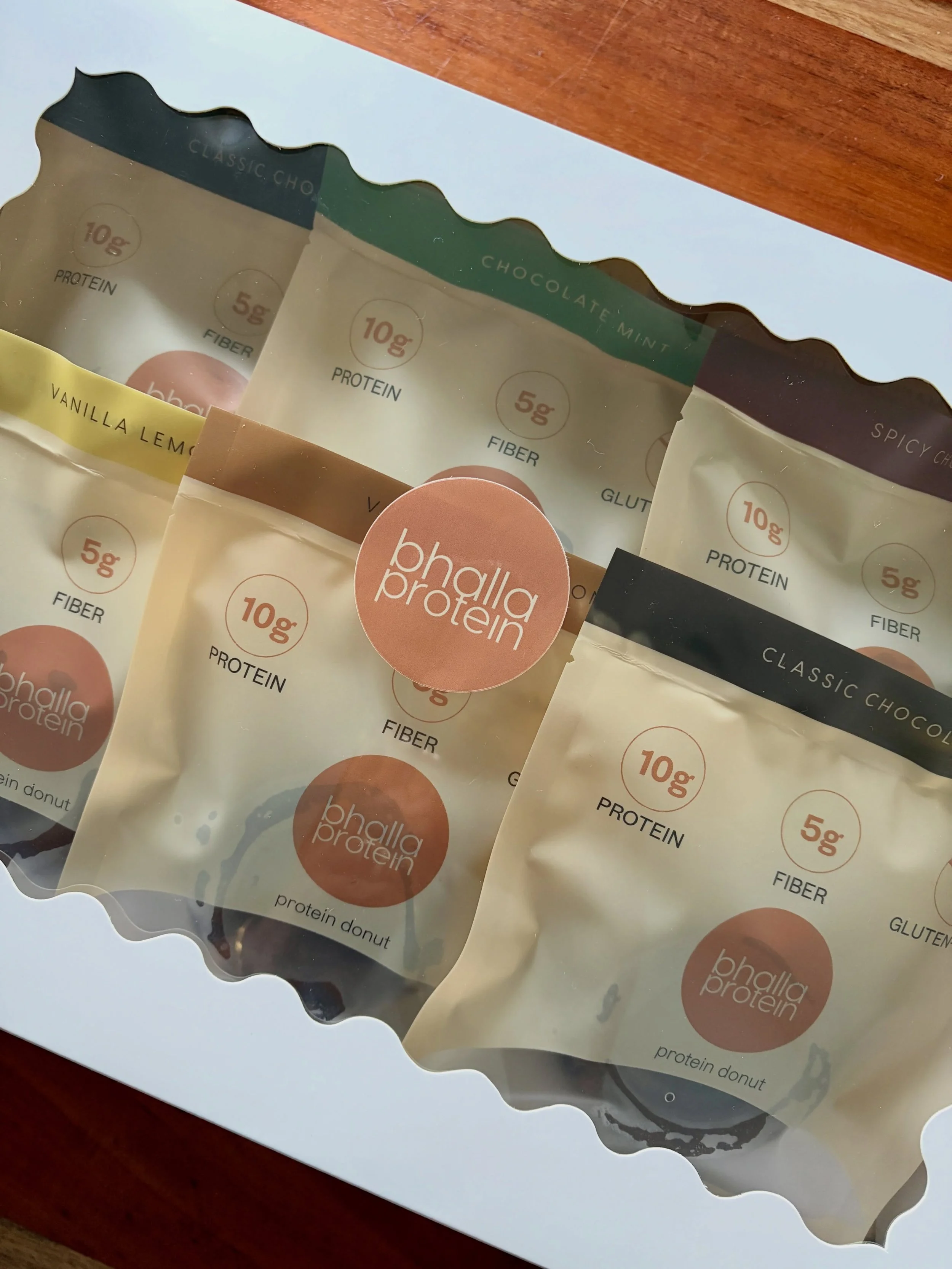 A healthier twist on the usual gift.

From client gifts to employee appreciation and business thank-yous, Bhalla Protein donuts are a thoughtful alternative to the usual treats.

Individually packaged, made with clean ingredients, and packed with pro