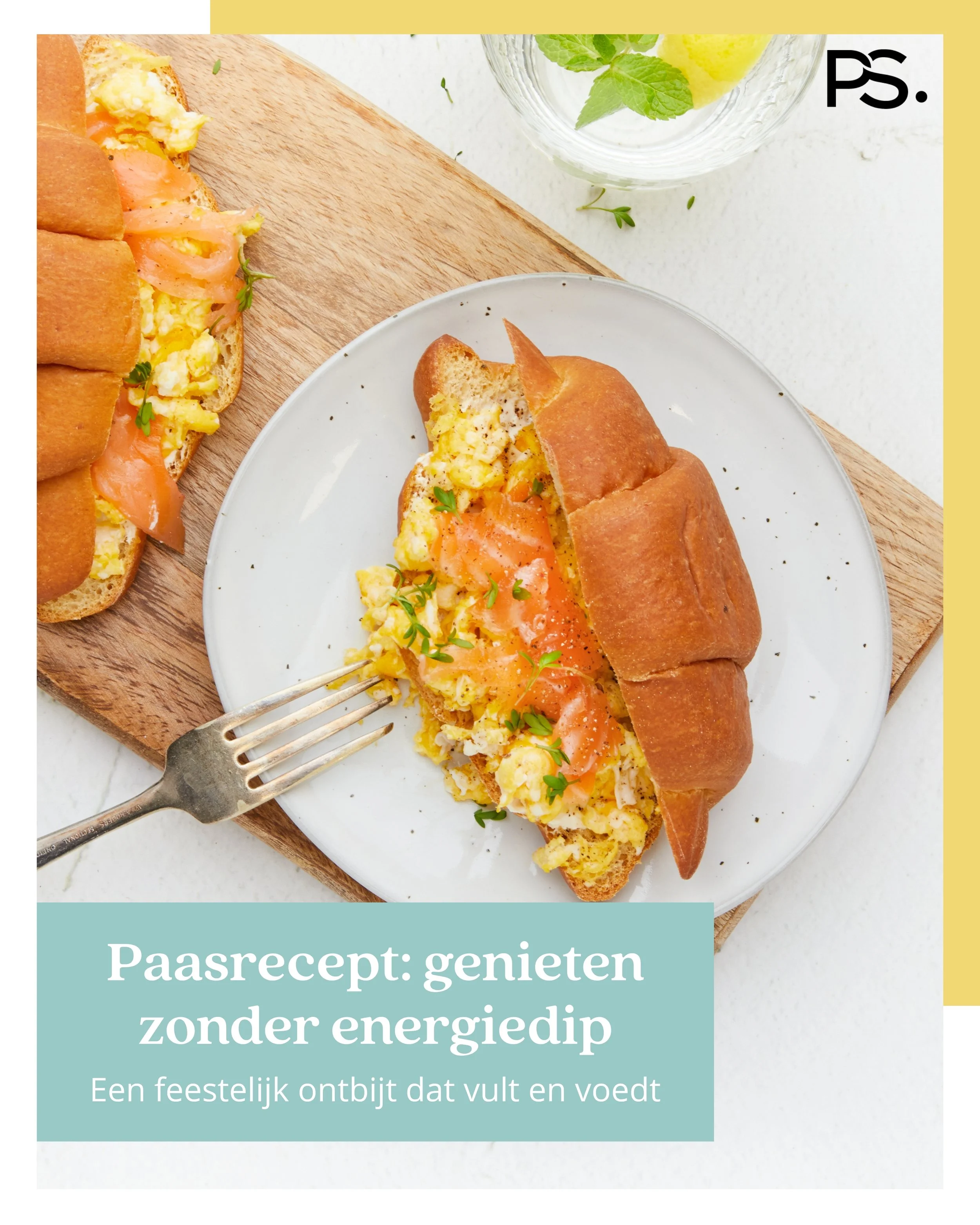 Croissant met roerei &amp; zalm