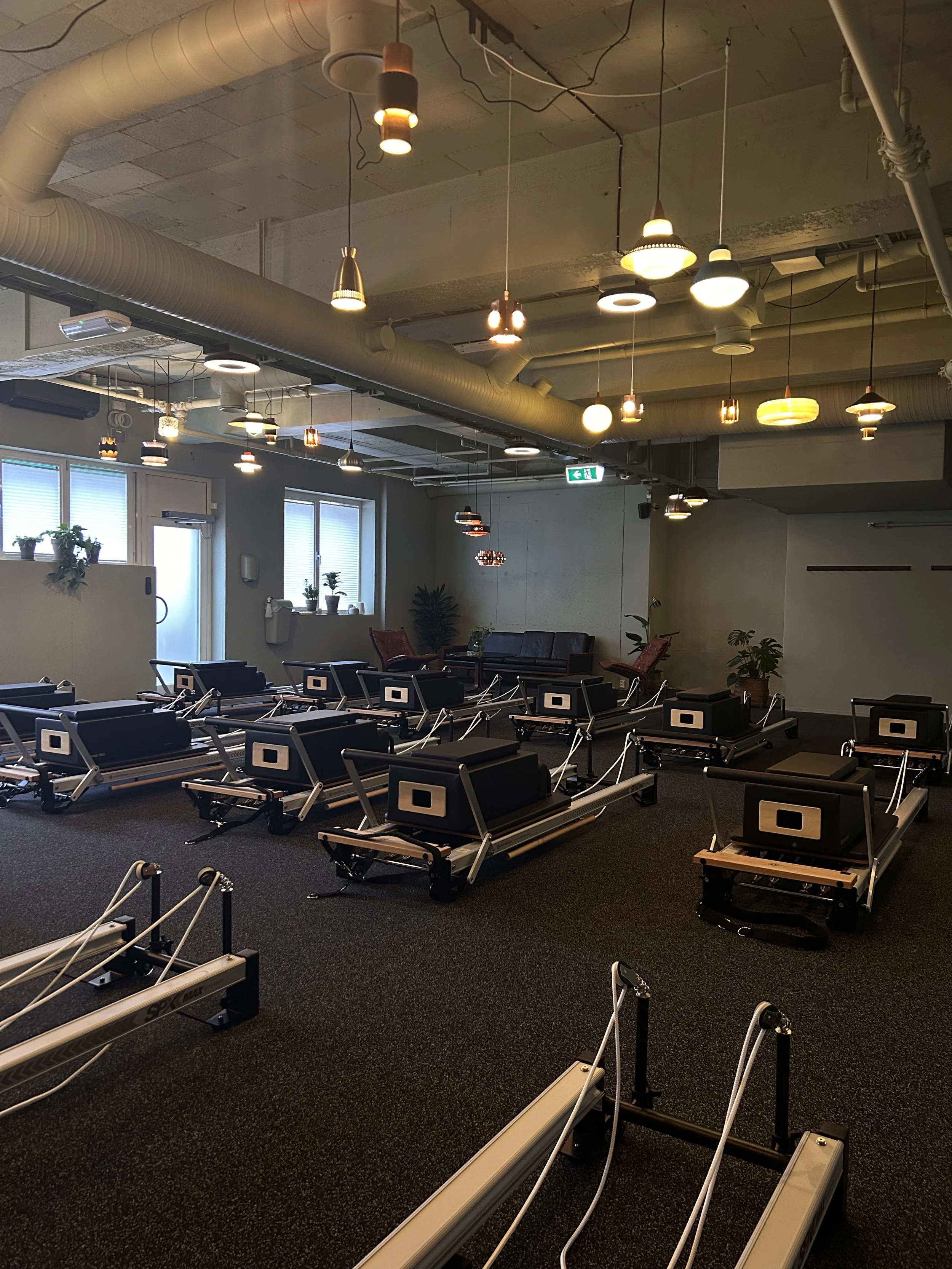 PIlaters reformer studio Trimeriet, Reformer benker fra Merrithew