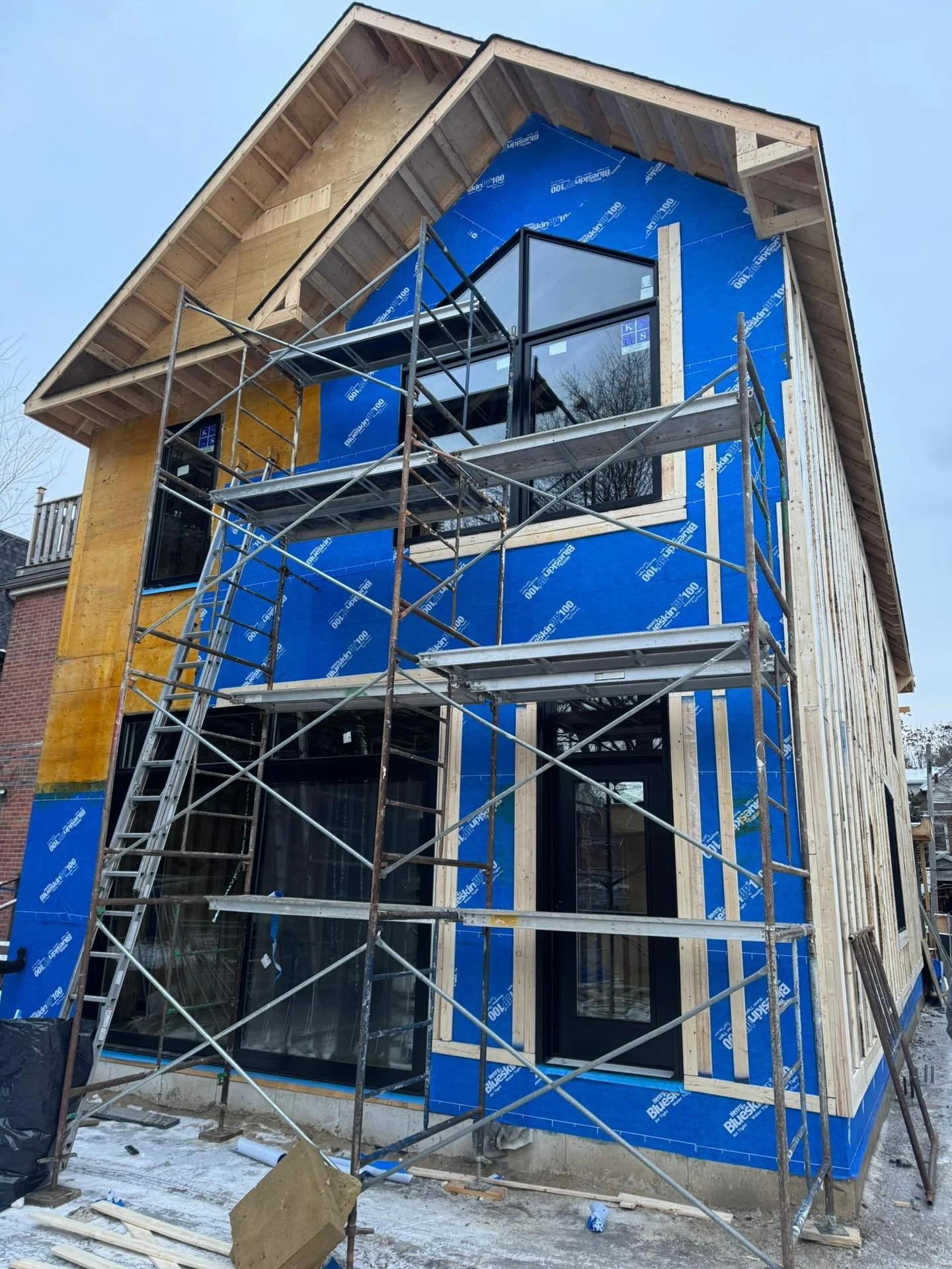 Getting ready for James Hardie fiber cement lap siding.
So far we have installed blueskin vp100, 1 1/2 inch insulation and strapping. Getting this new build ready for siding in the new year!
#torontoroofing #torontorealestate #torontobuilders #toront
