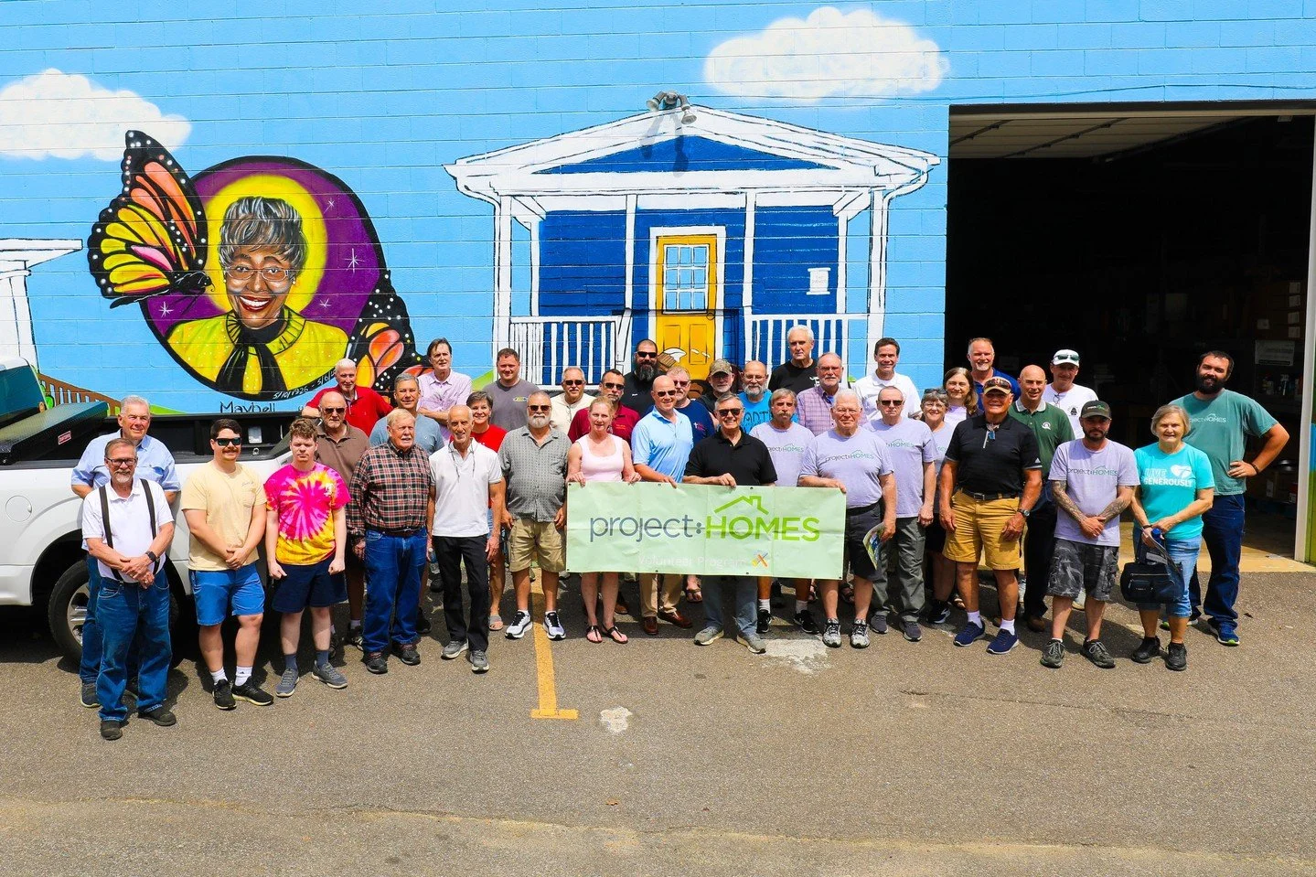 April was National Volunteer Month, a time dedicated to recognizing the individuals who donate their time and talents to support our mission. To celebrate, we hosted our annual Volunteer Appreciation Lunch at the project:HOMES office. It was a wonder