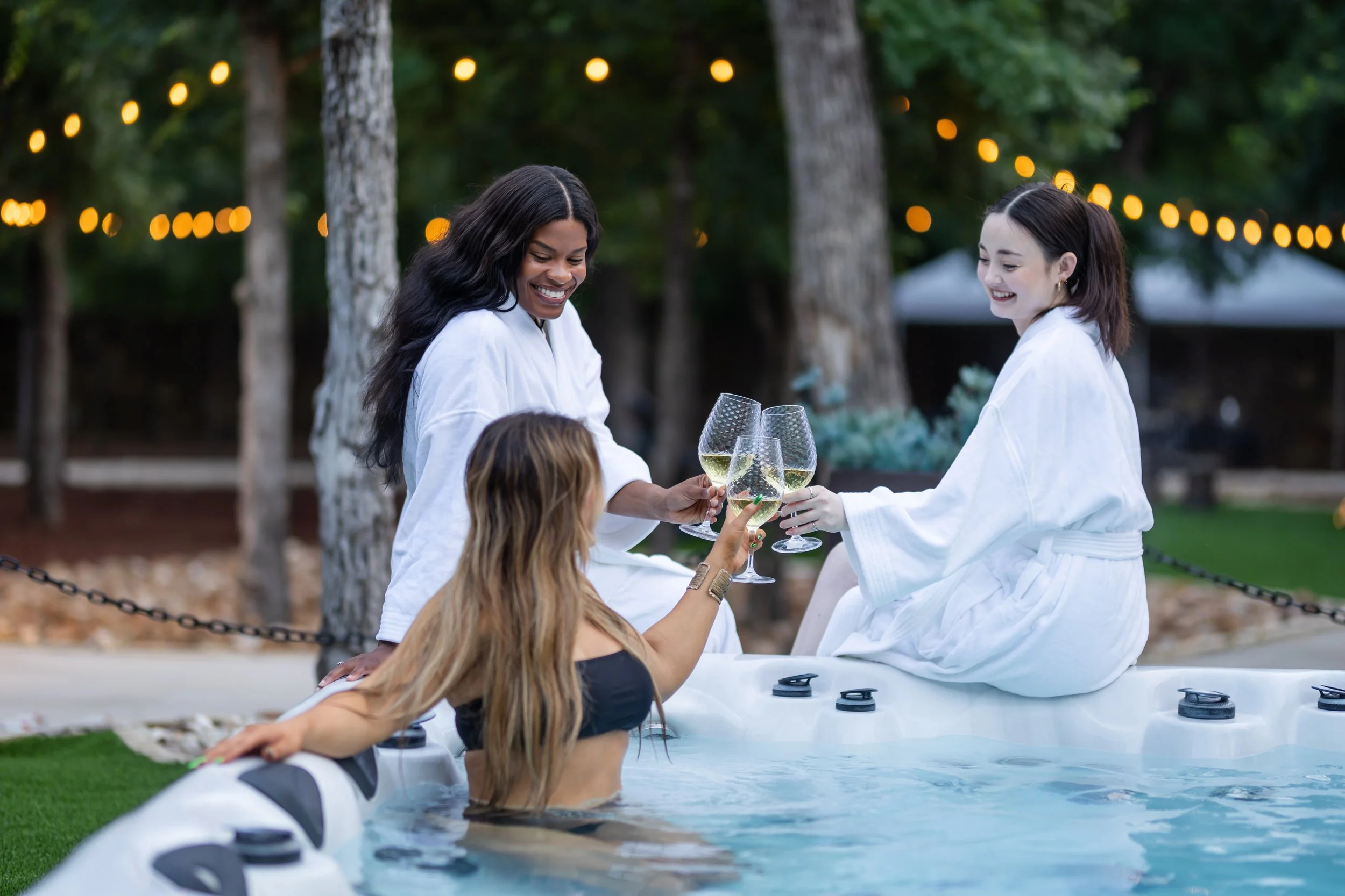 Hotel vs 7744 Ranch: The Best Place to Stay in Austin